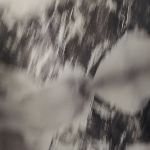 Volcom women's snowboarding coat - Picture 2 of 5